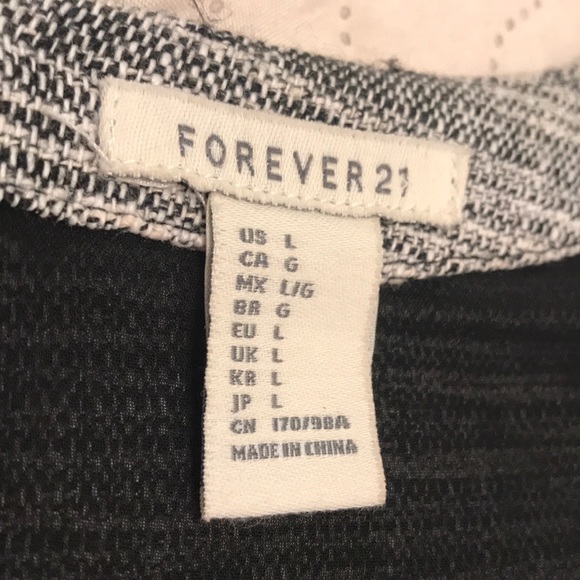 Forever 21 Size Large Short Sleeve Black Dress - Picture 9 of 13